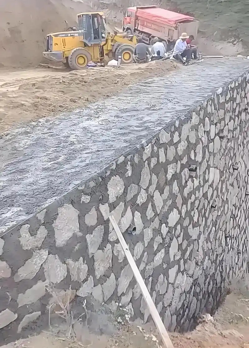 临汾翼城县边坡加固